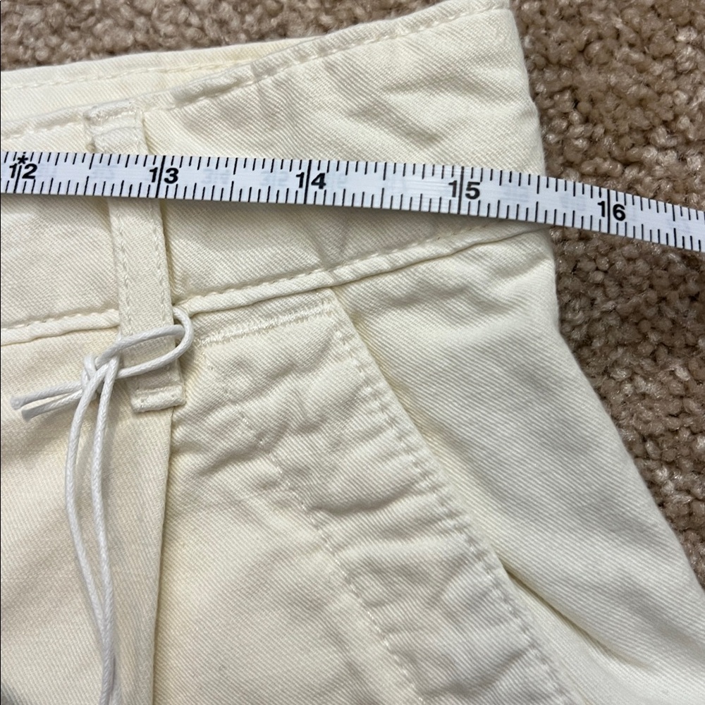 Everlane Tourist Shorts Bone Cream Women's NEW Size 10 - Picture 6 of 9
